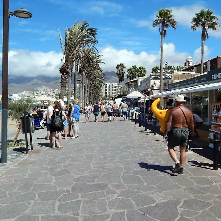 Beautiful Beachfront Daire Playa de las Américas