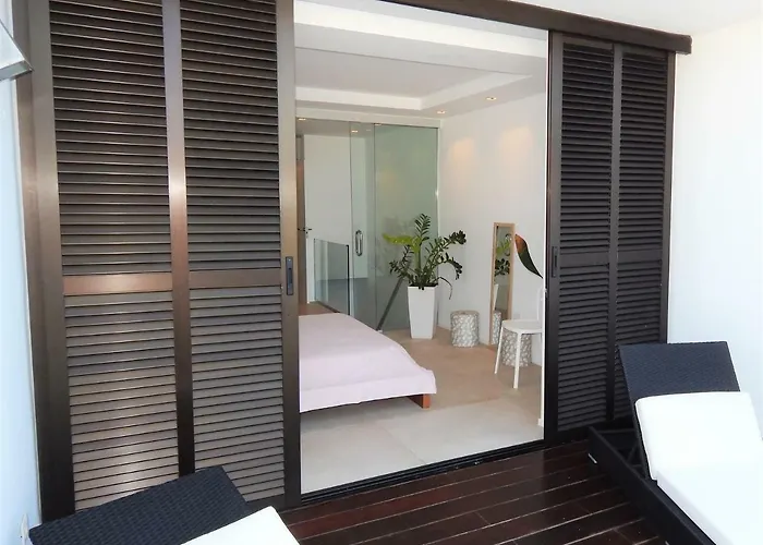 Beautiful Beachfront Apartman *