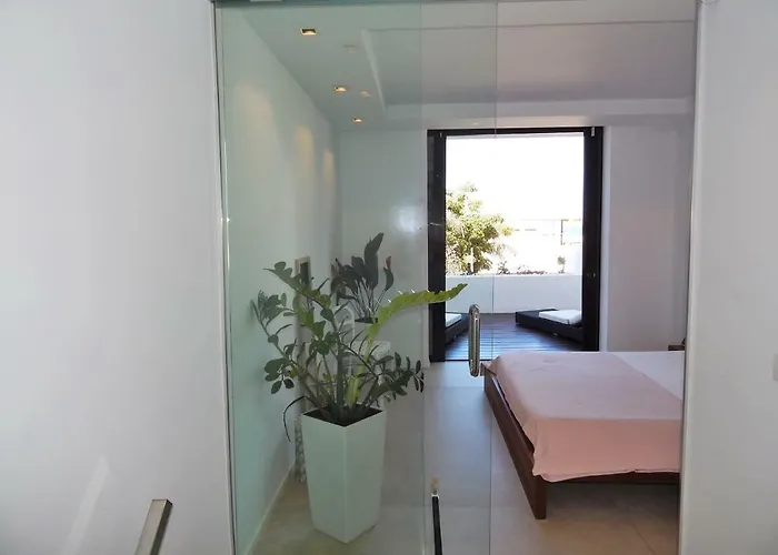 Beautiful Beachfront Apartman