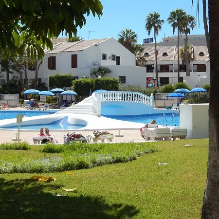 アパート Beautiful Beachfront *