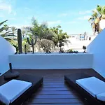 Beautiful Beachfront Daire